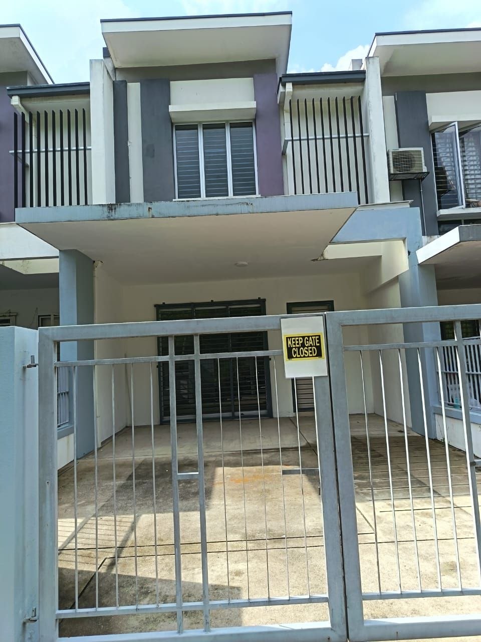 2 Storey Terrace Acacia Park 1