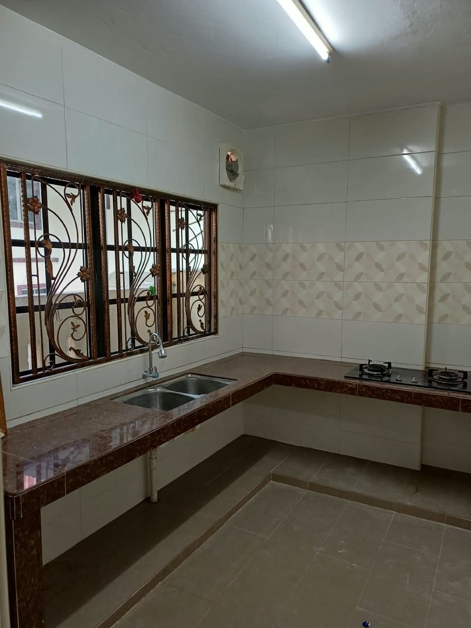 2 Storey Terrace Taman Selayang Mulia