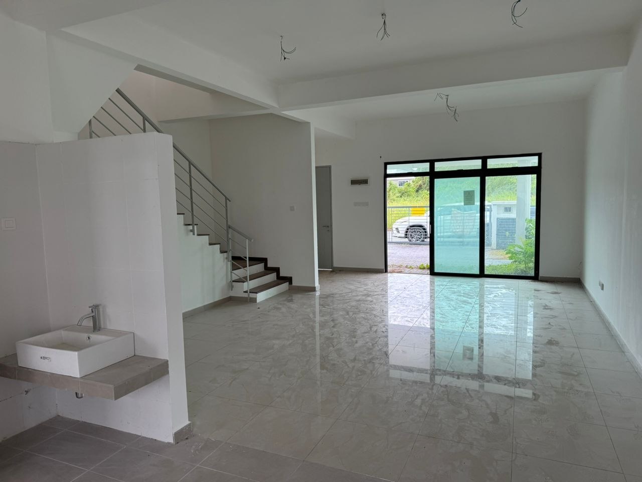 Bandar Mahkota Banting Jalan Angkasa 1B/6 Terrace