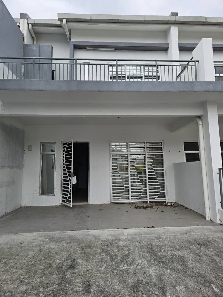 Bandar Mahkota Banting Jalan Orbit Terrace