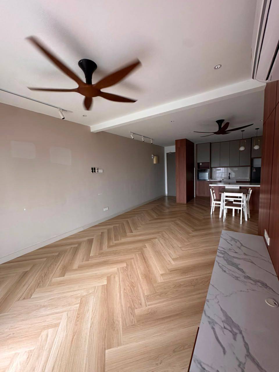 Platinum Splendor Residensi Semarak