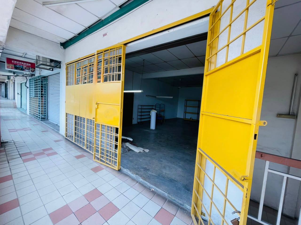 Pusat Perdagangan Seri Kembangan